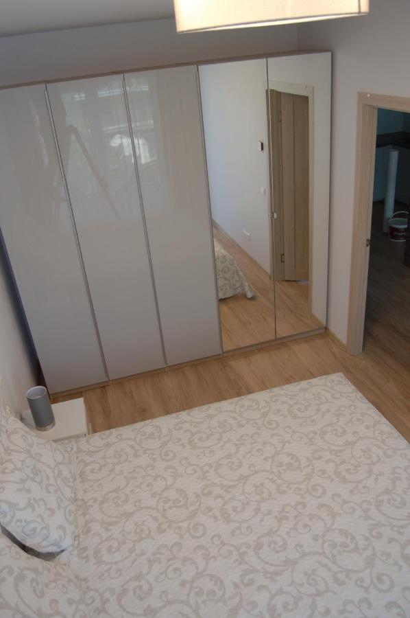 Castle Town Apartment คอนัส ภายนอก รูปภาพ