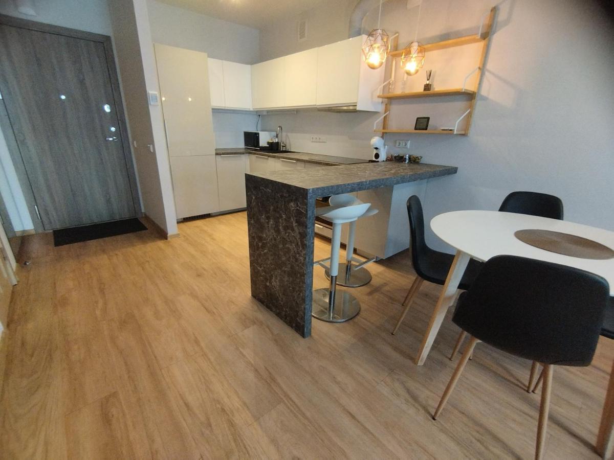 Castle Town Apartment คอนัส ภายนอก รูปภาพ